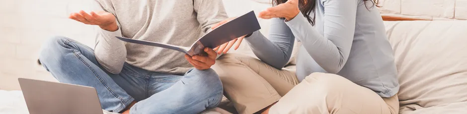 Compensa comprar casa sozinho ou em casal?