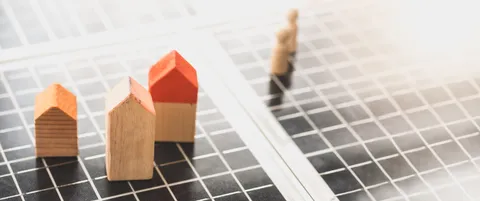 quantos paineis solares preciso para uma casa