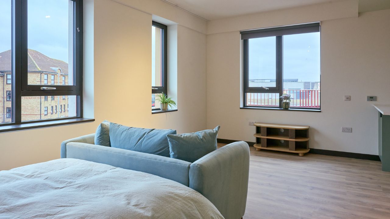 The Altham - Large Studio