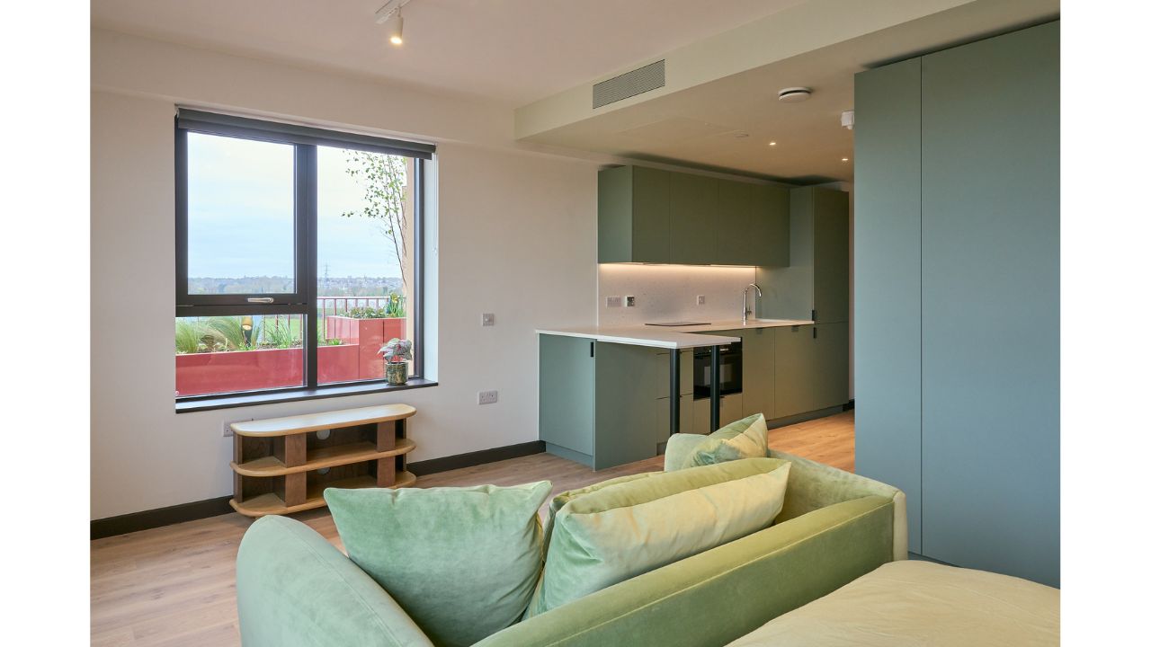 The Altham - Large Studio