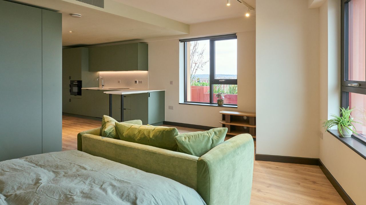 The Altham - Large Studio