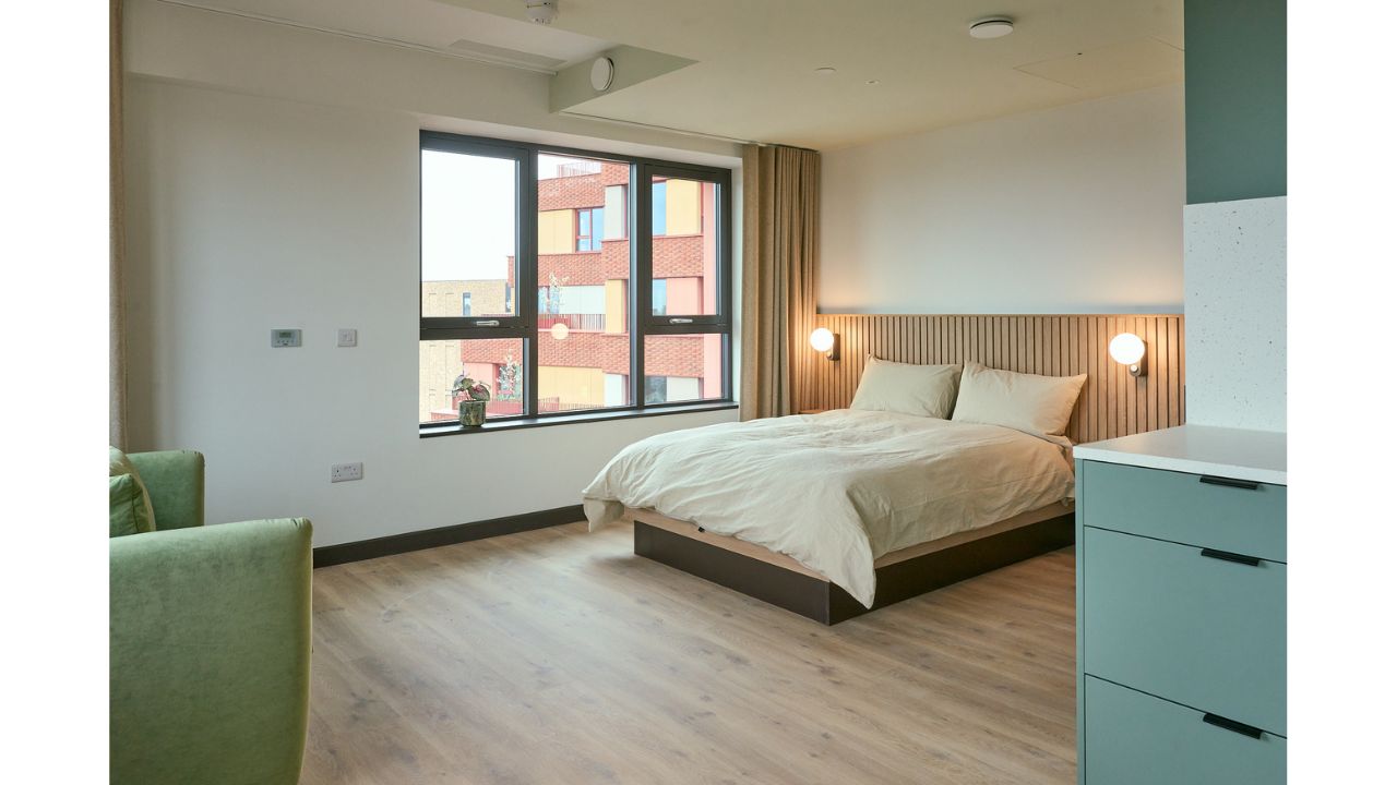 The Altham - Large Studio
