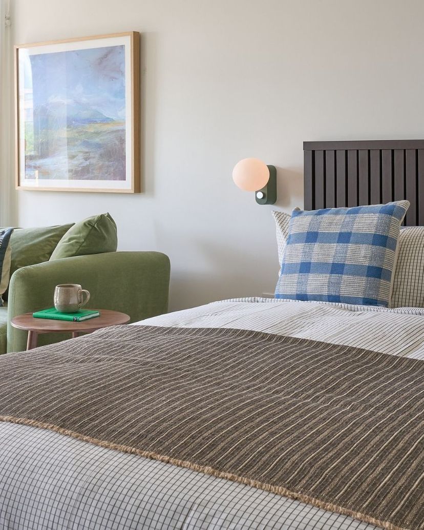 the-alba bed and sofa - large