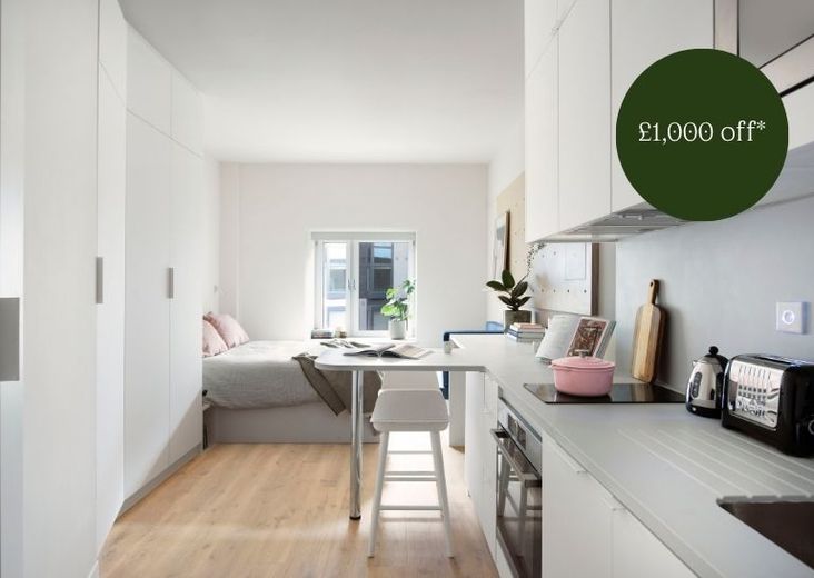 £1000 off- standard studio