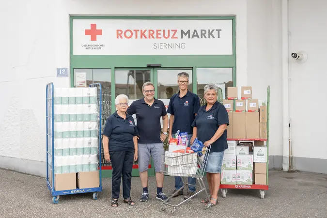 Sachspende von my-PV für Rotkreuz-Markt Sierning