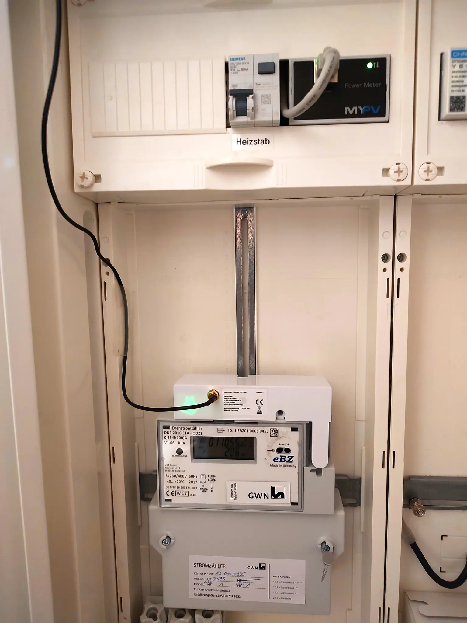 Control cabinet with installed my-PV WiFi Meter for monitoring and managing PV energy flows.Control cabinet with installed my-PV WiFi Meter for monitoring and managing PV energy flows.
