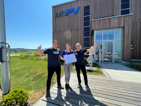 Wir sind weiter zertifiziert nach ISO 9001 my-PV