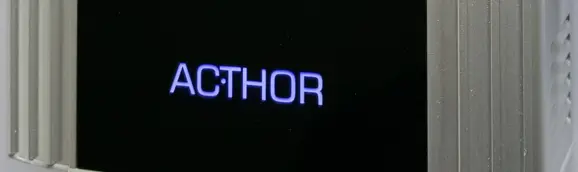 Das blaue AC•THOR Logo an der Vorderseite blinkt in einem konstanten Intervall einmal? my-PV
