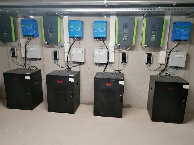 Four heat storage units, each with an inverter and an AC•THOR 9s.