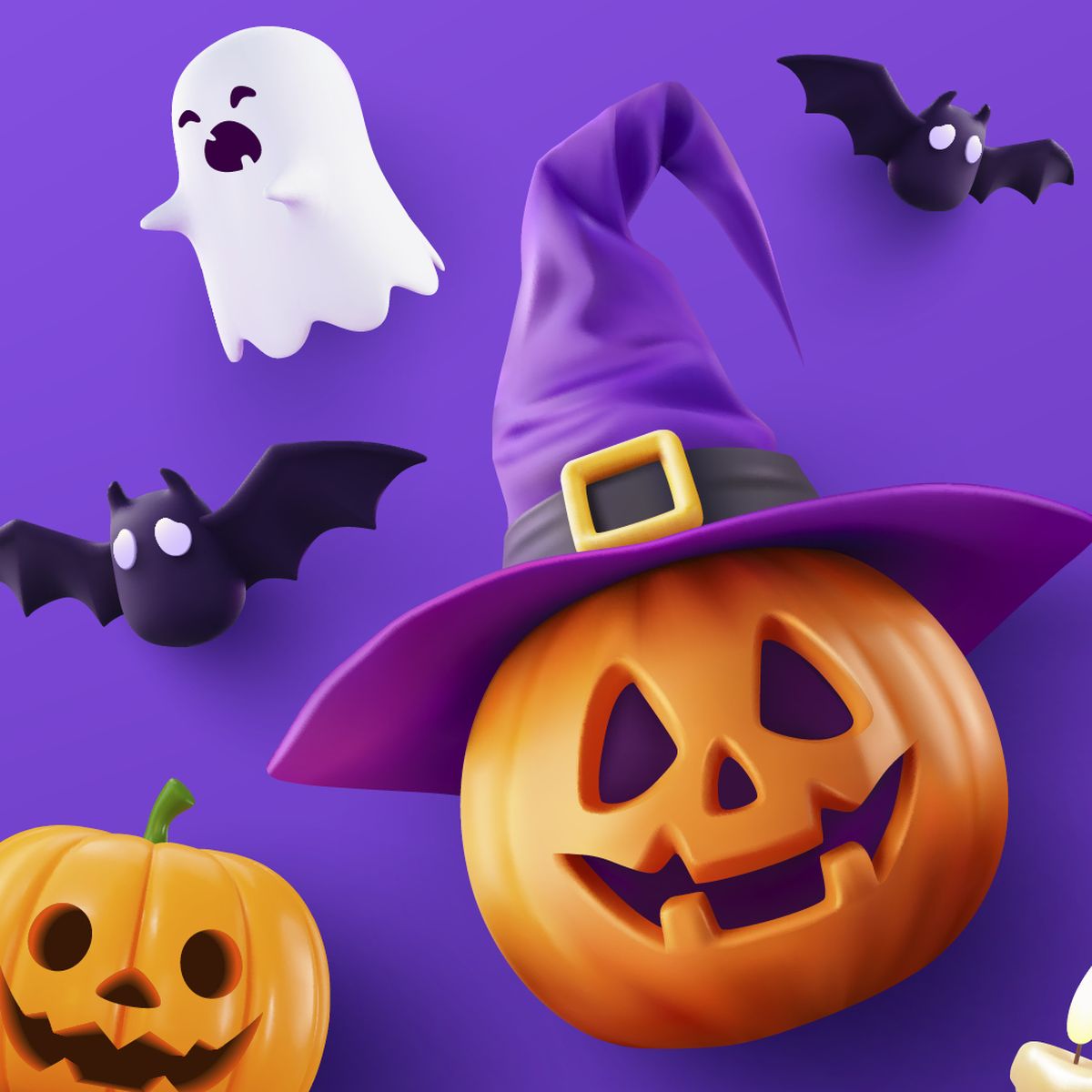 Halloweenská scéna se dvěma vyřezávanými dýněmi, fialovým čarodějnickým kloboukem, dvěma netopýry, duchem a zapálenou svíčkou na fialovém pozadí.