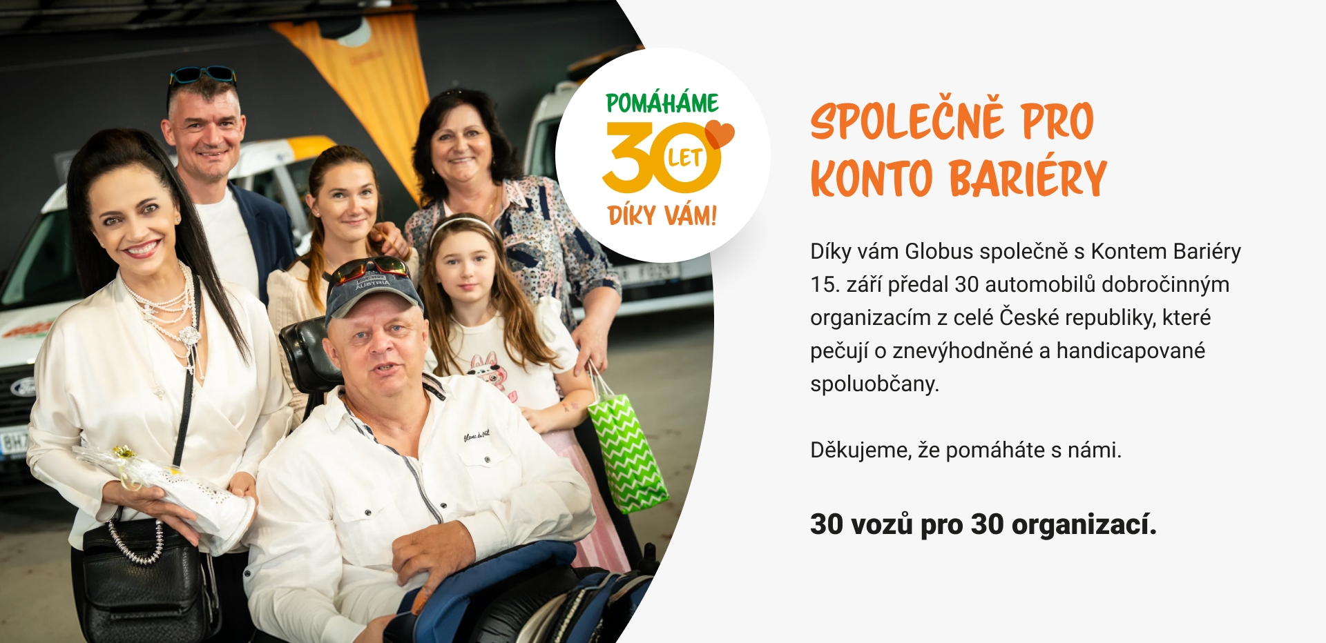 foto Lucie Bílé z předání aut handicapovaným a doplňkový text