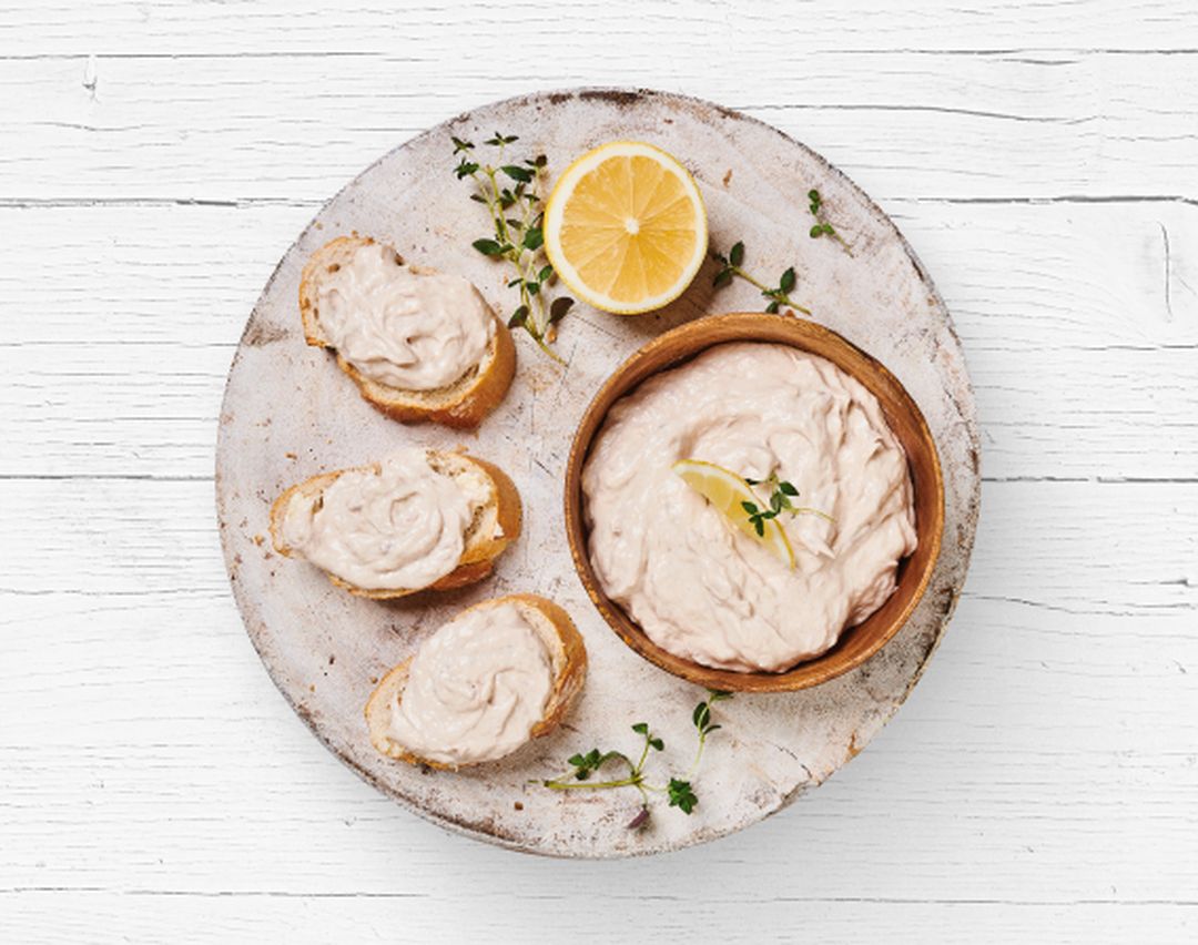 Tuňáková pomazánka z nabídky Restaurace Globus