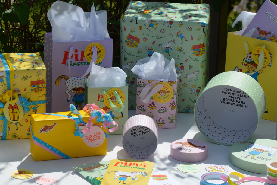 Gift wrapping