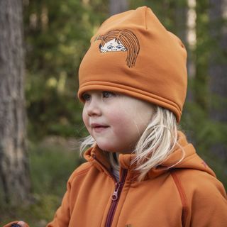 Mössa från Houdini Sportswear med motiv av Pippi Långstrump