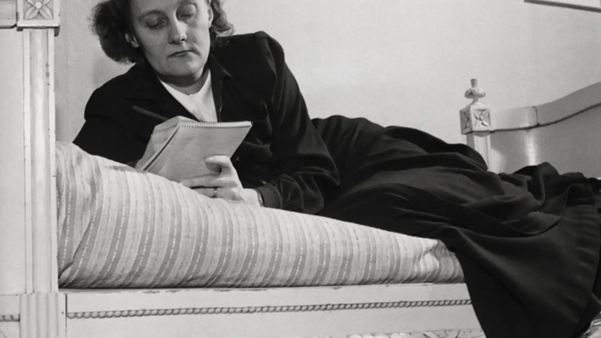 Astrid Lindgren stenograferar