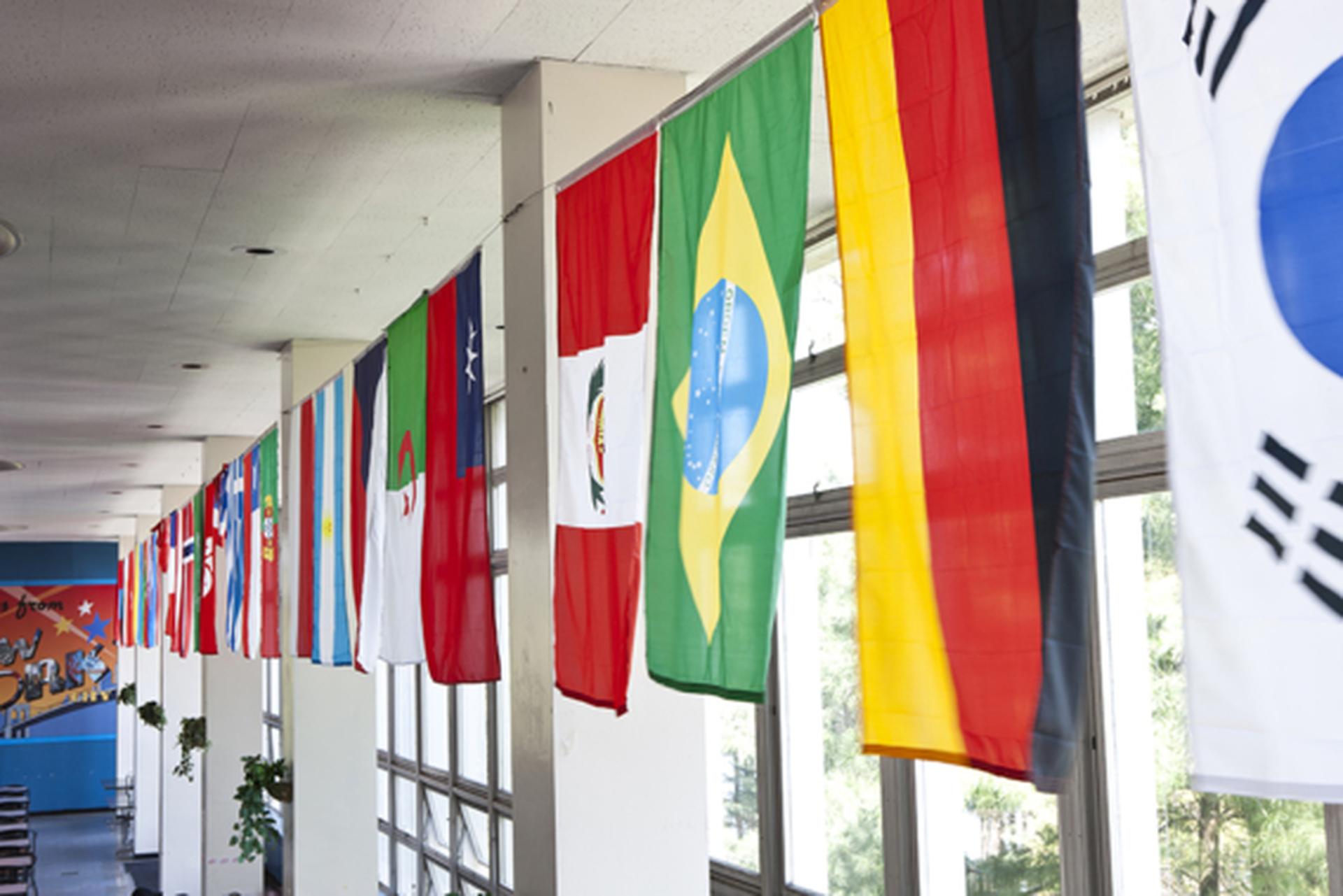 4 beneficios de que tu hijo sea fluido en un idioma extranjero