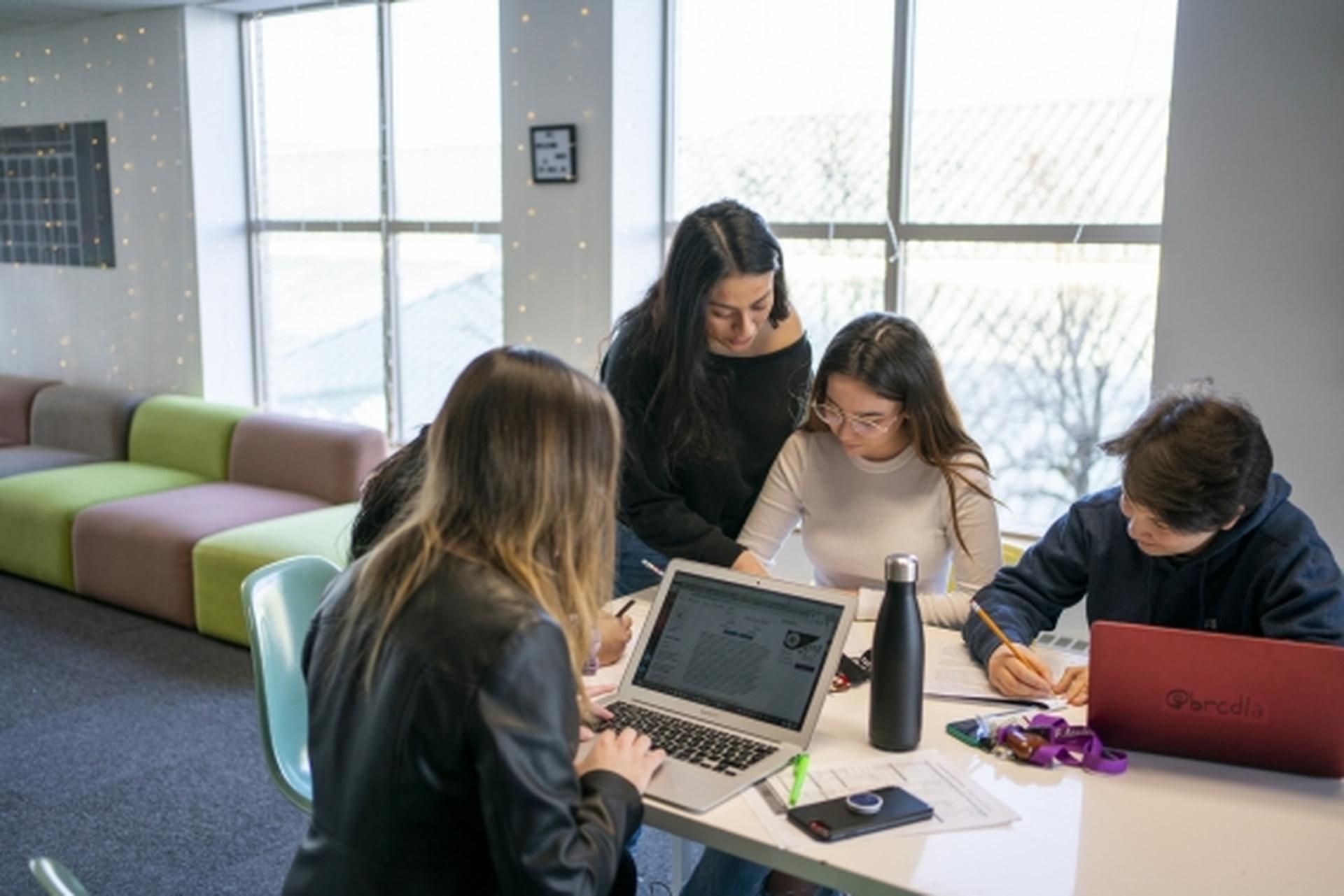 ¿Cómo defines las cualidades de un buen estudiante?