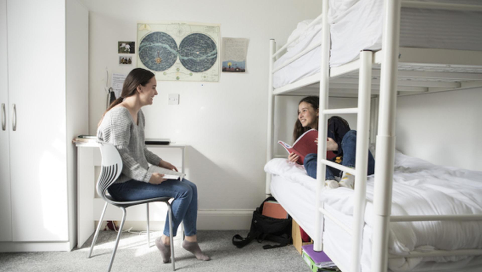 10 tips on how to be a good roommate
