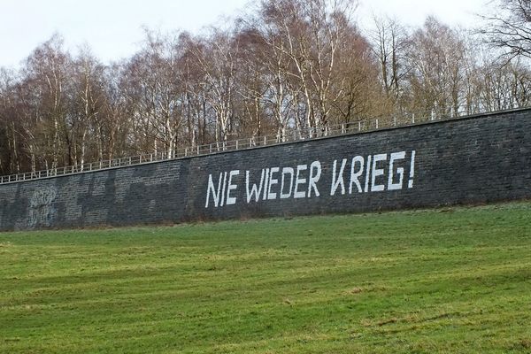 nie wieder krieg