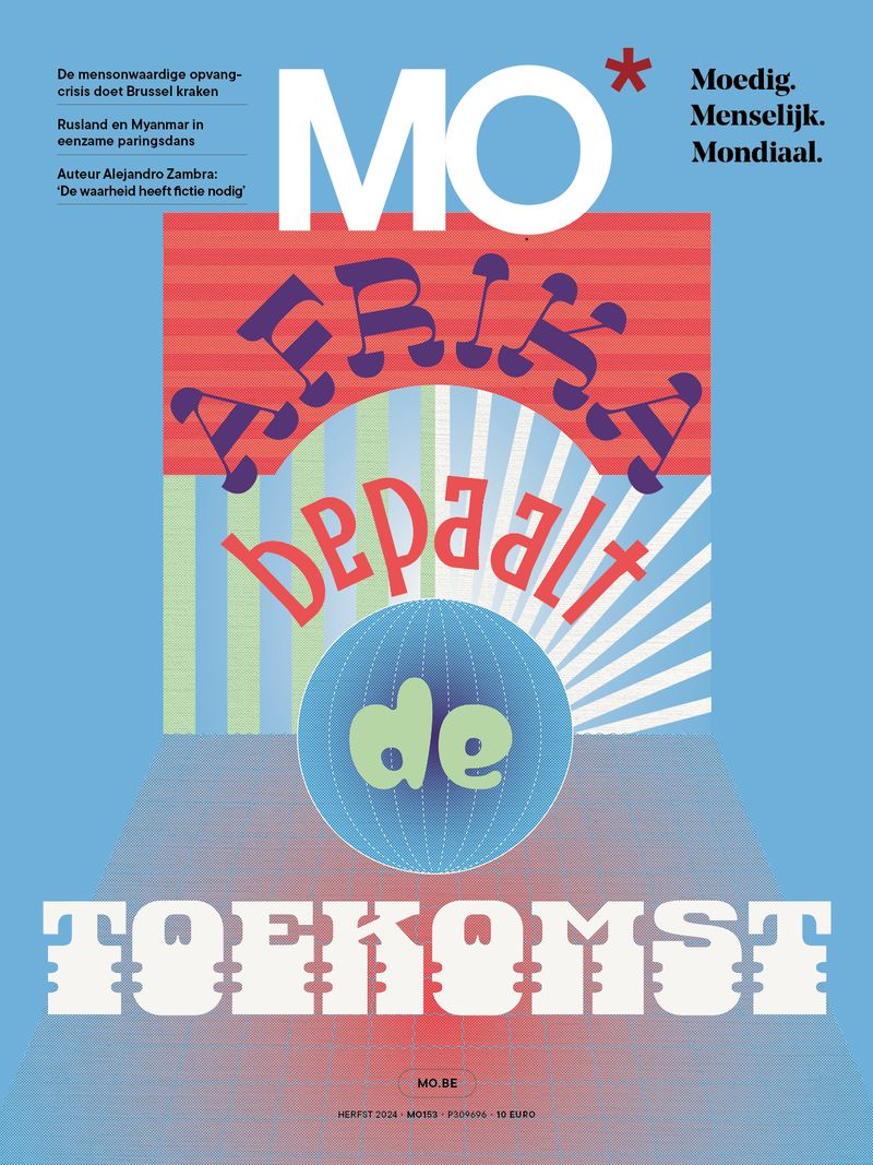 Magazine cover with bold text "Afrika bepaalt de Toekomst" and "MO" logo. Blue and red background with globe graphic.