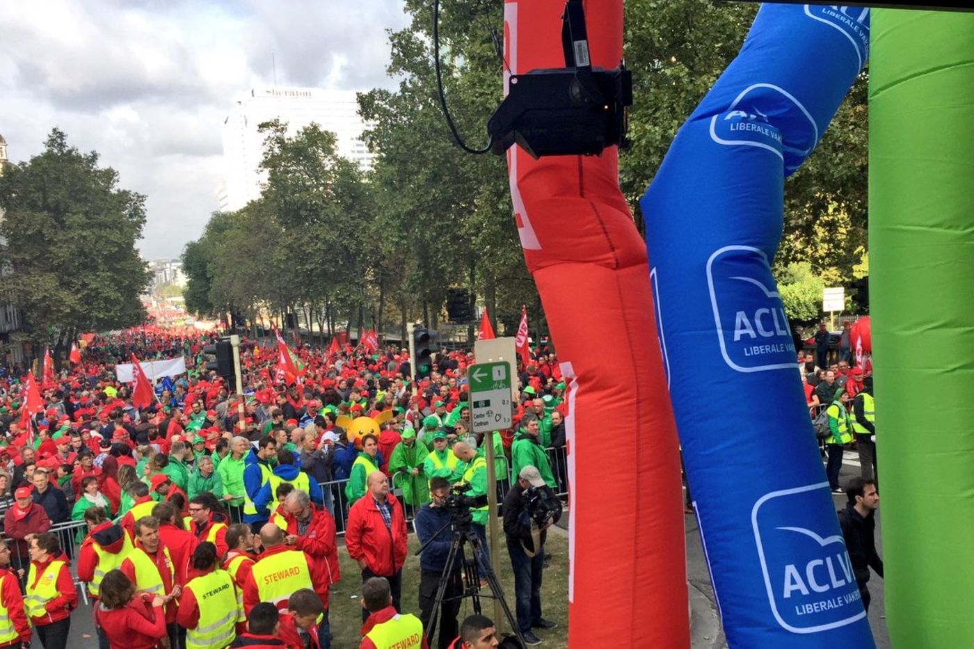 Democratie en de kracht van het middenveld