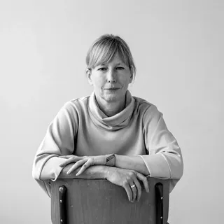 Portretfoto in zwart-wit van Tine Danckaers