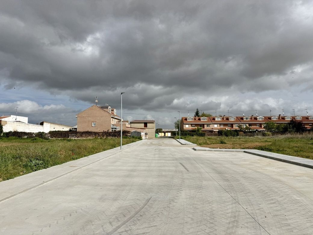 Een nieuwe straat in een Spaans dorp