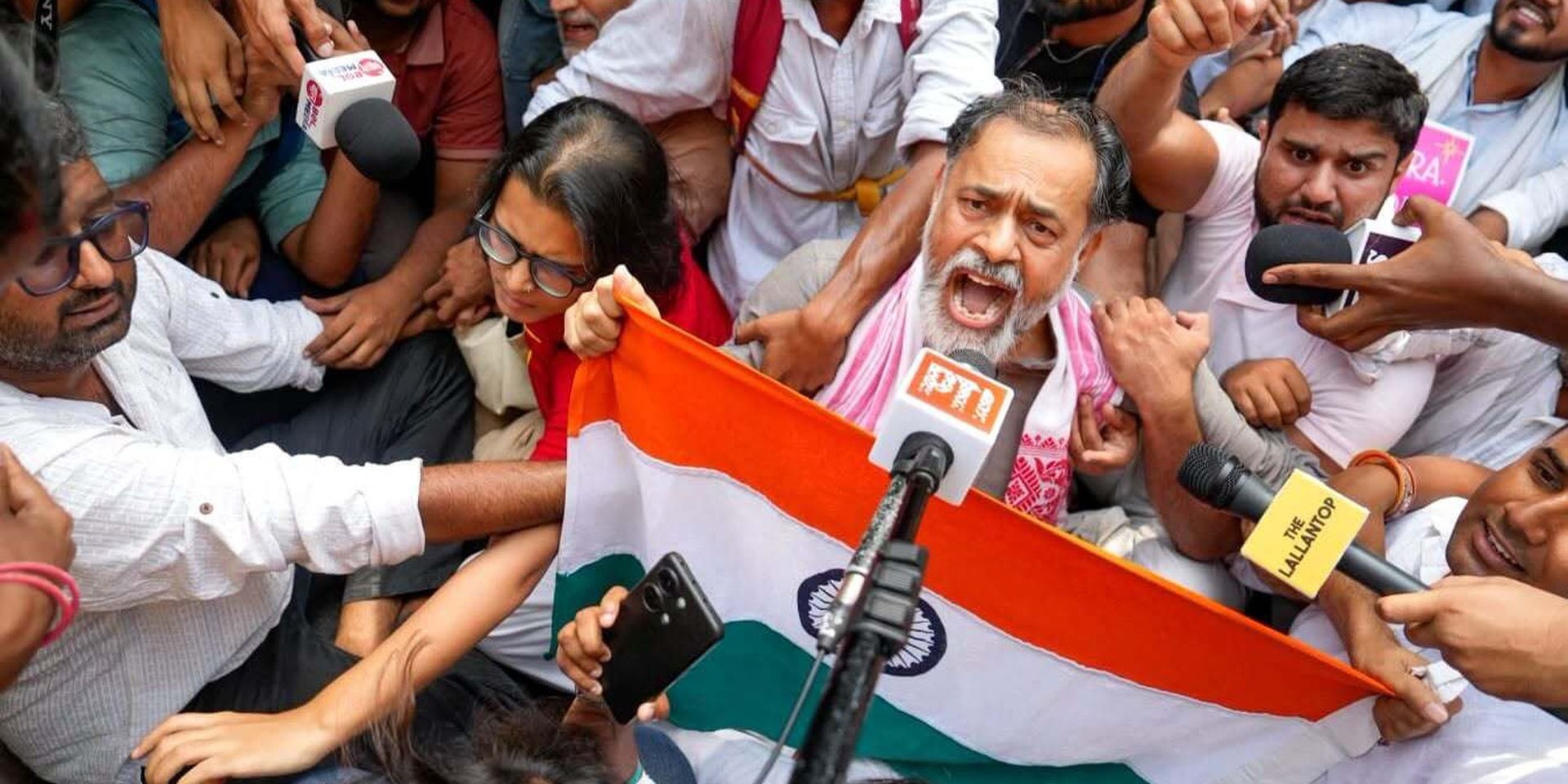 Yogendra Yadav protest