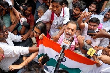 Yogendra Yadav protest