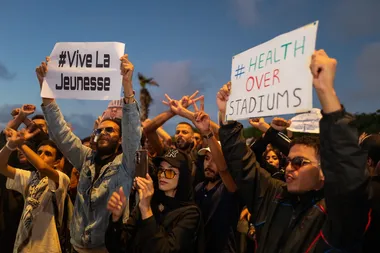 Manifesterende Marokkaanse jongeren