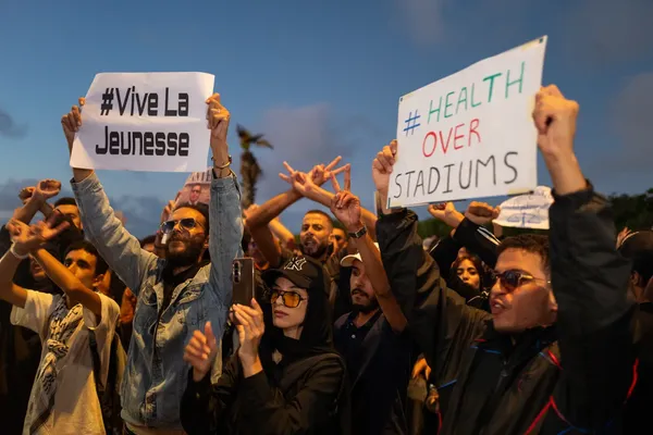 Manifesterende Marokkaanse jongeren