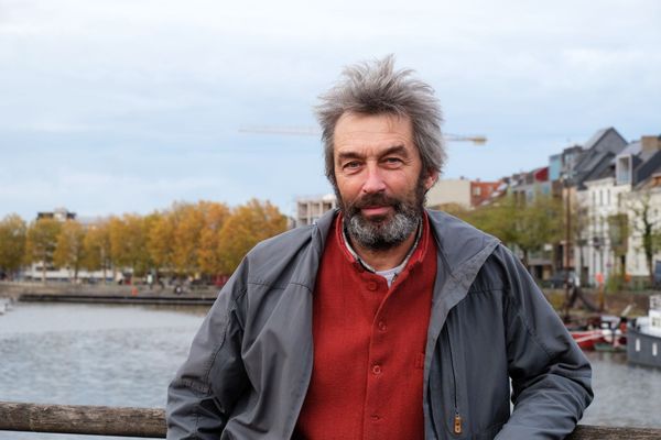 Portretfoto van journalist John Vandaele