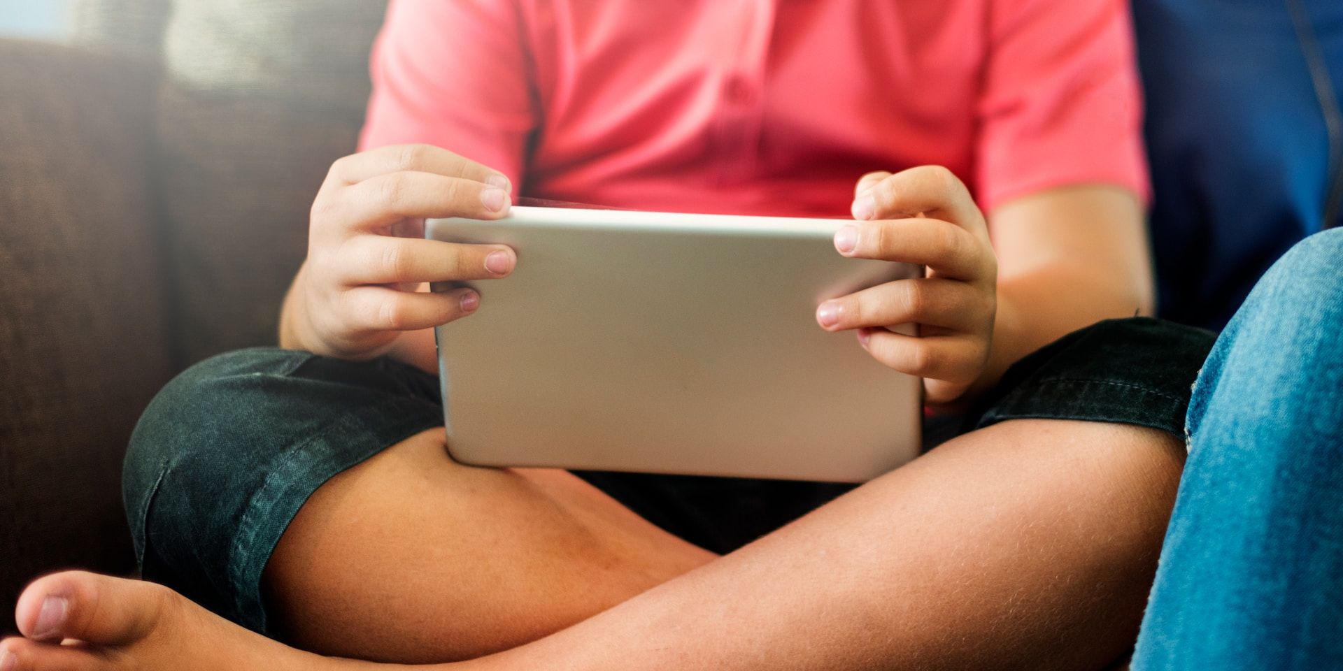 smartphone social media children