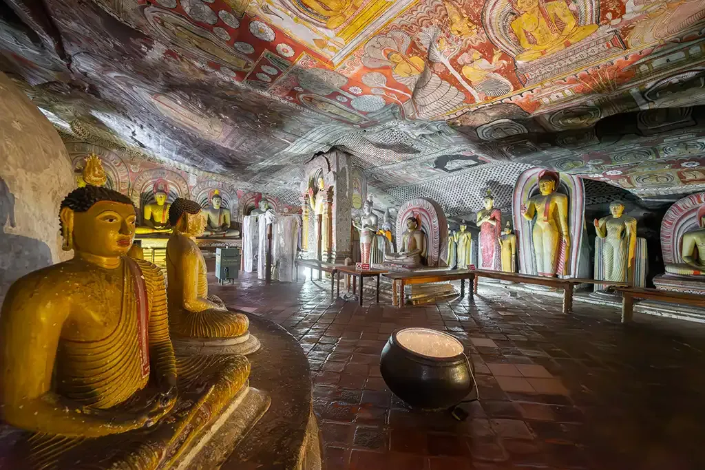 วัดถ้ำดัมบุลลา6