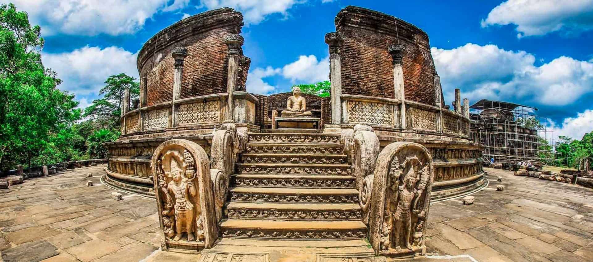 โปโลนนารุวะ ราชธานีแห่งที่สองของเกาะลังกา