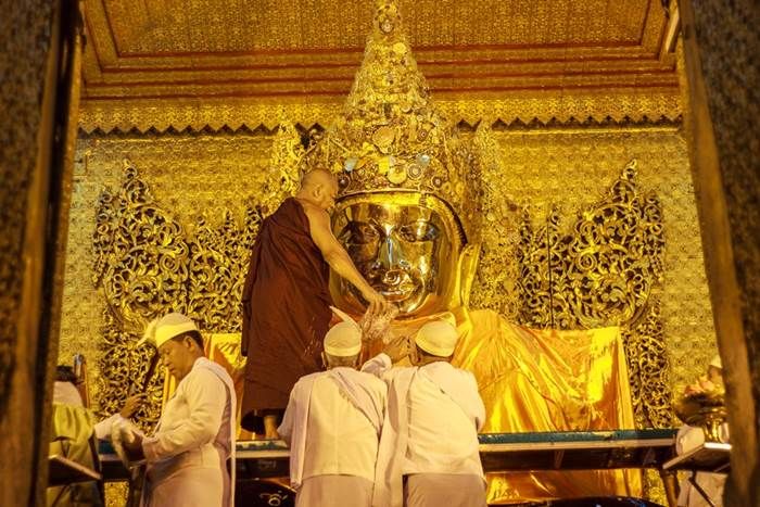 พระมหามัยมุนี