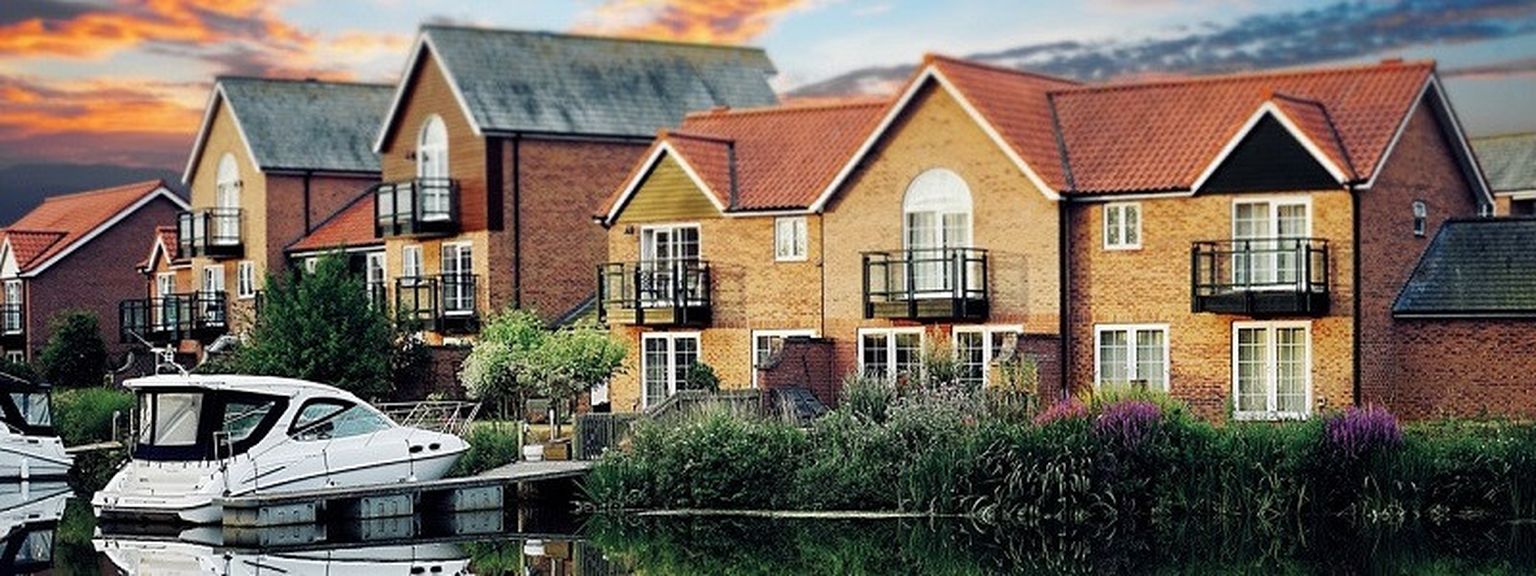 UK property prices expected to fall