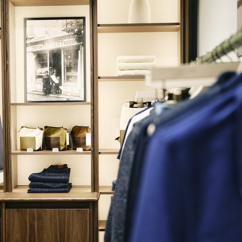 Détail des produits et accessoires dans la boutique Atelier Tuffery à Paris - Atelier TUFFERY