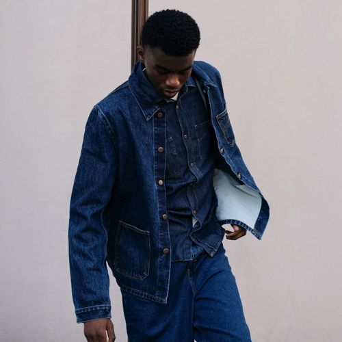 Un homme en total look brut - Atelier Tuffery