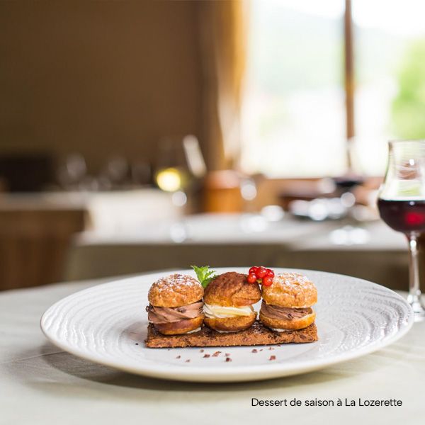 Dessert de saison servi au restaurant La Lozerette dans les Cévennes | Atelier Tuffery
