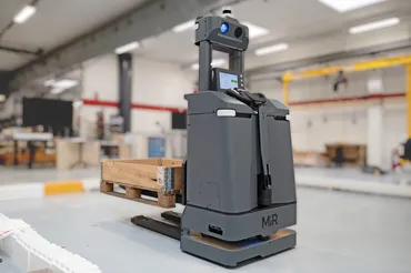 MiR1200 Pallet Jack