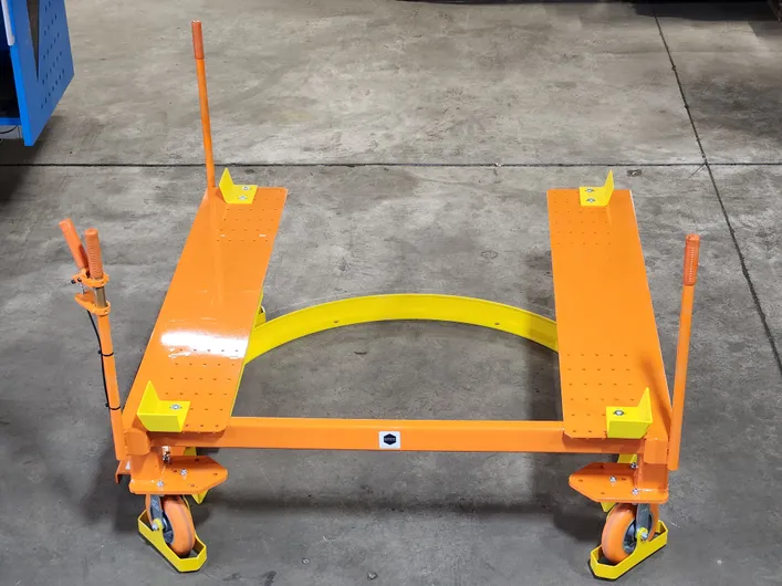 Element Innovation Rotating Product Stand