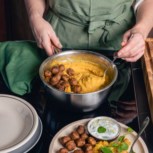 Demeyere pot in beeld tijdens koken