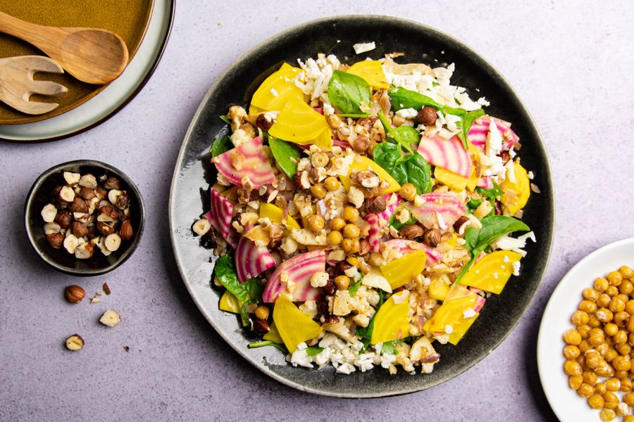 R16-Bloemkoolsalade-met-gekleurde-bieten-RK