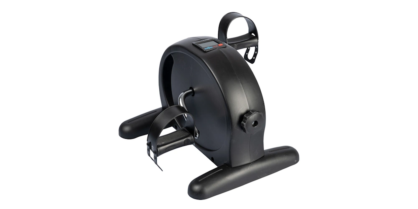 Kompakter Pedaltrainer mit rutschfestem Standfuß, verstellbarem Widerstand und Pedalen für Arm- und Beintraining im Sitzen.