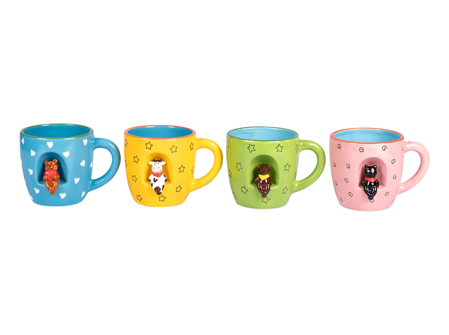 Vier farbenfrohe Tassen mit 3D-Tierfiguren und verspielten Mustern: blau mit einem Bären, gelb mit einer Kuh, grün mit einem Hund und rosa mit einer Katze.