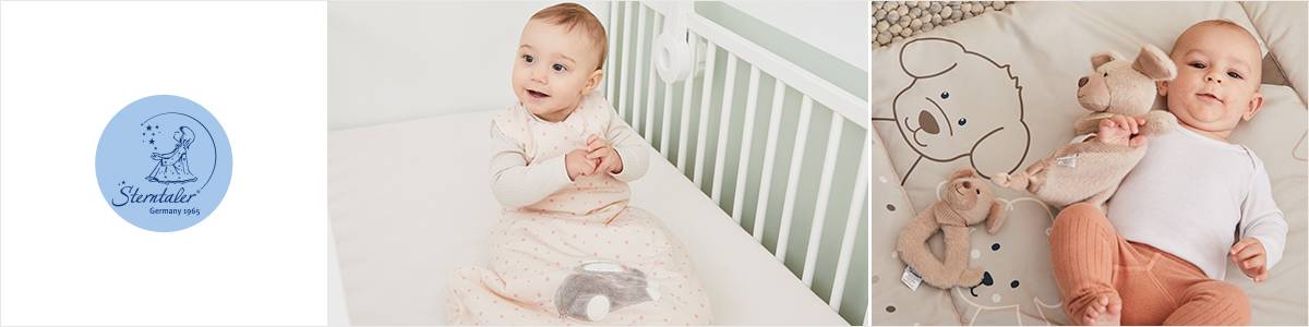 Zwei Babys in Kinderbetten: eines in einem gepunkteten Schlafsack, das andere mit einem Teddybär. Links ist das Sterntaler Logo zu sehen.