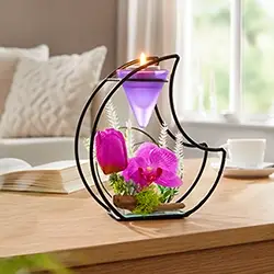 Moderne Leuchtdeko mit Blumen in Metallrahmen, stilvolles Wohnaccessoire für Tisch und Regal.