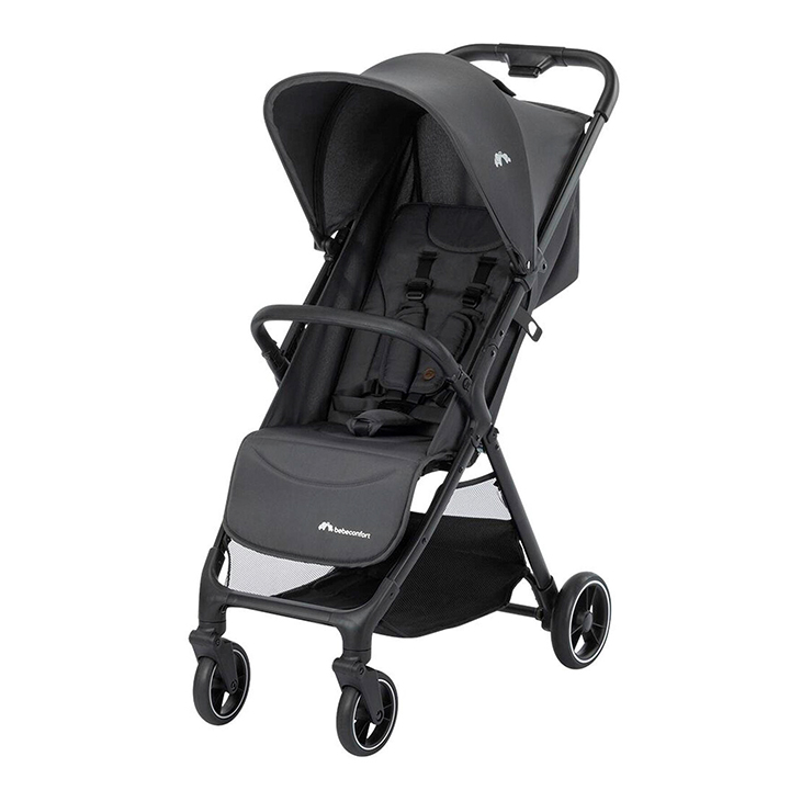 Ein schwarzer Kinderwagen mit Verdeck, gepolstertem Sitz, Sicherheitsgurt und vier Rädern.