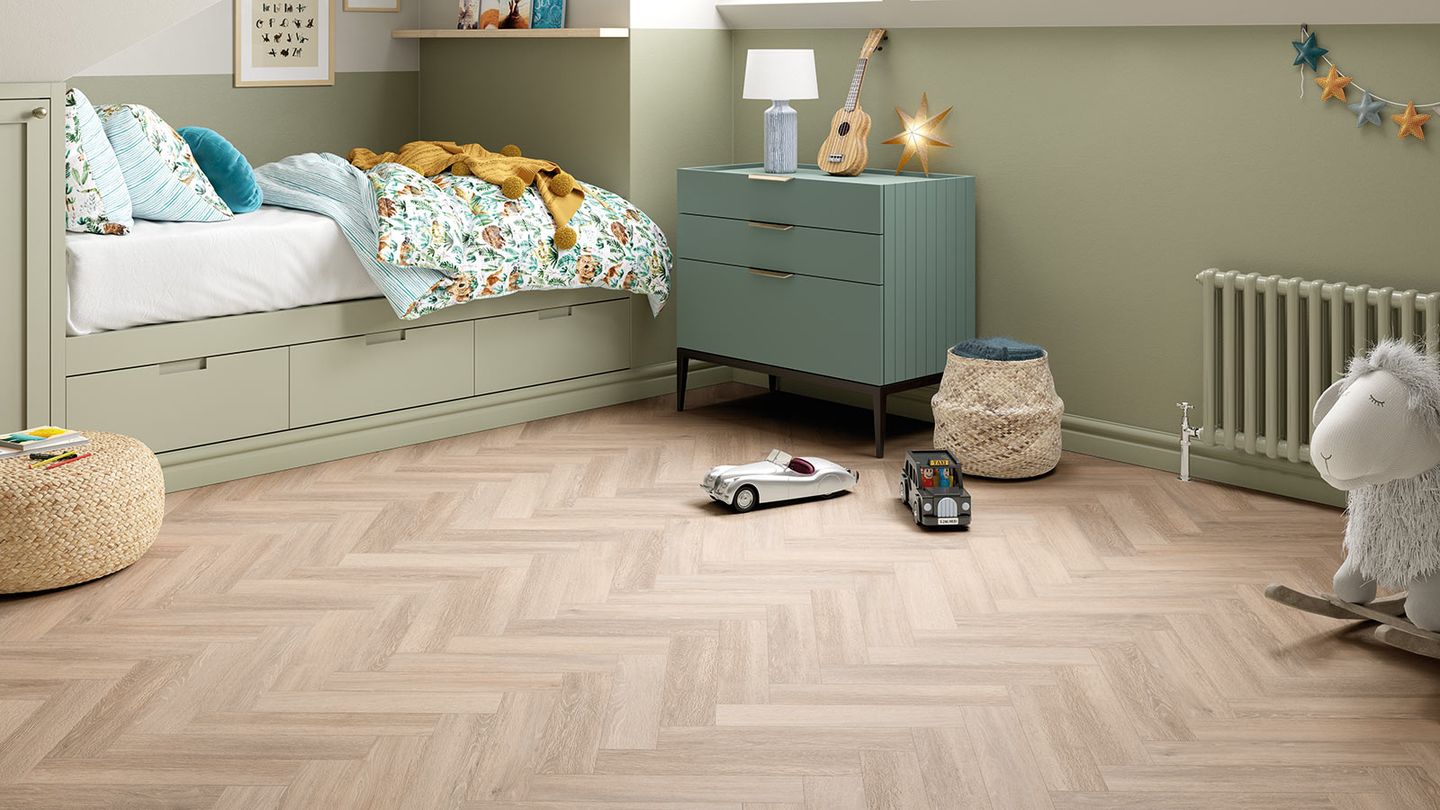 Amtico Spacia SS5W3311 Powered Oak in Large Parquet